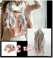 Sjaal kleur zalm/wit van €7,50 nu voor €6,75 